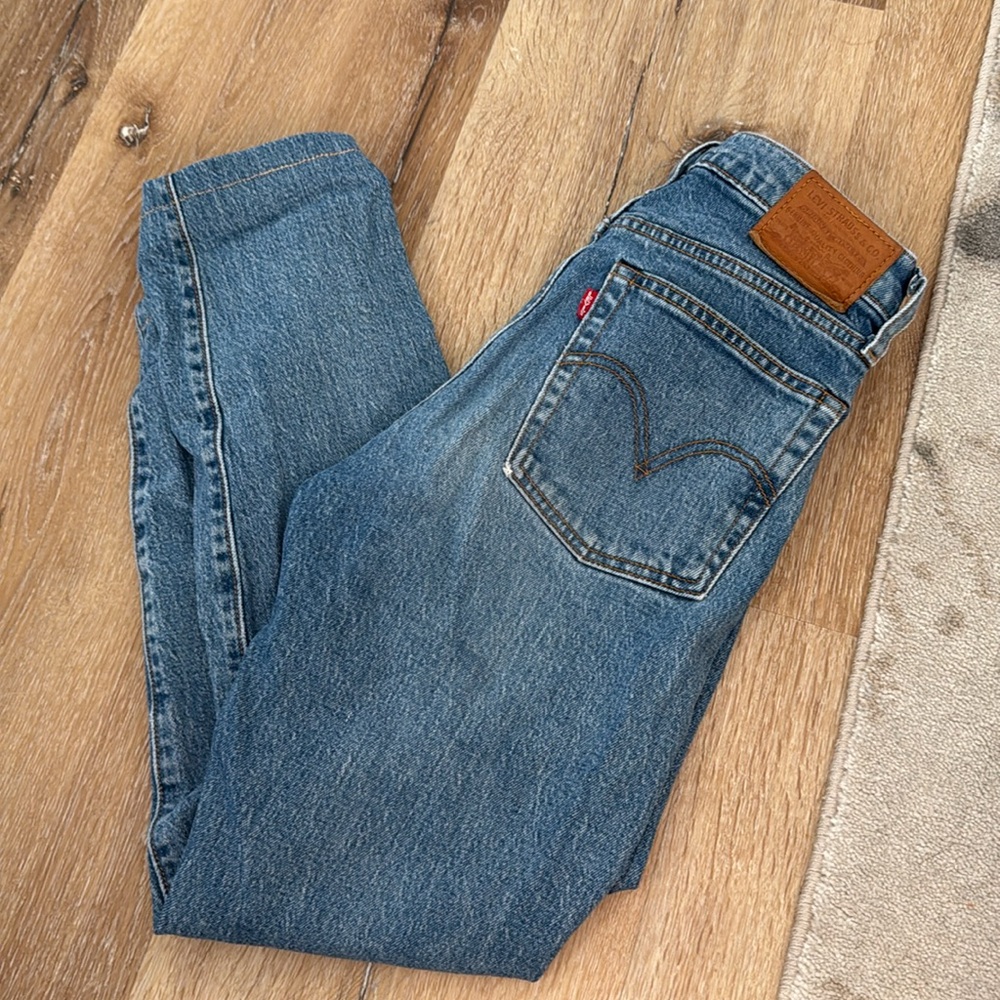 Levi’s Wedgie Jeans Size 25